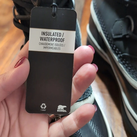 Sorel Women's Caribou Insulated Lace Up Removable Felt Liner Winter Boot - Picture 10 of 11